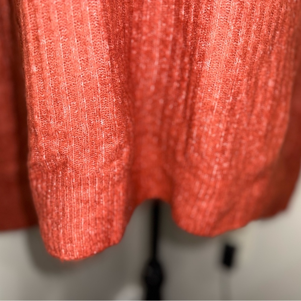 Vero Moda Rust Ribbed Sweater- Size Medium - Picture 6 of 9
